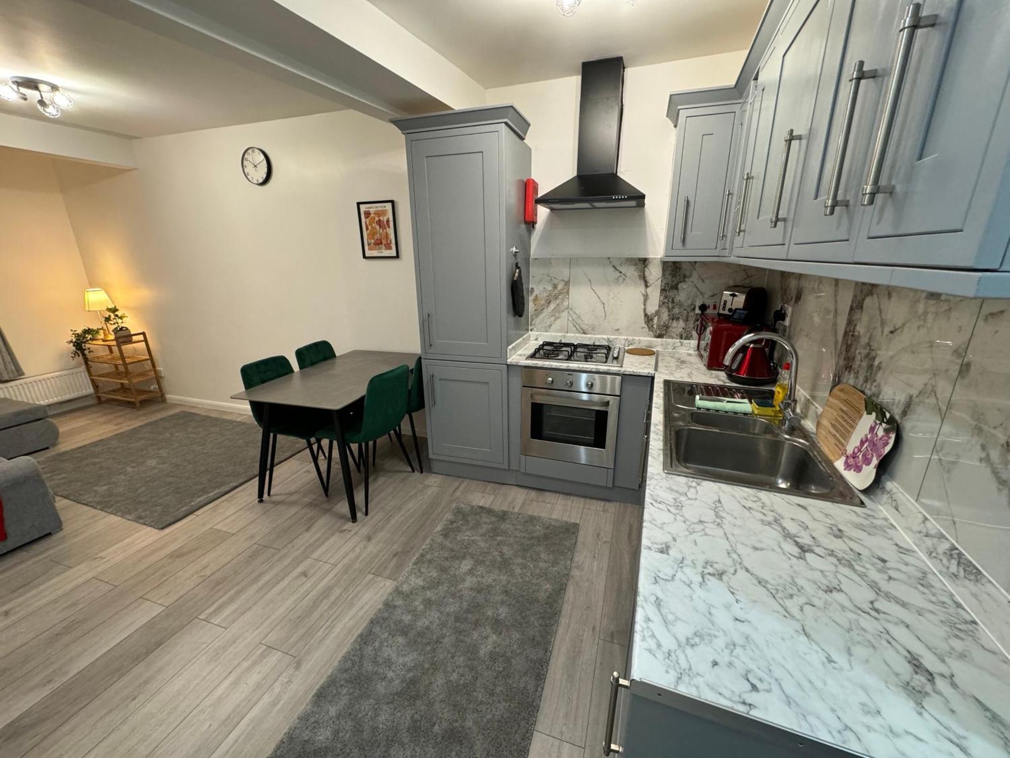 Seven Sisters Hideaway Apartamento Londres Exterior foto